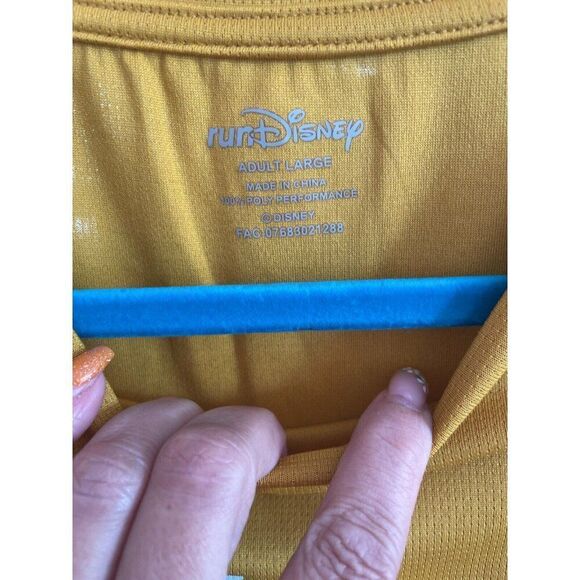 Disney 2022 Run Goofy's Race & a Half Challenge Men’s Large - Picture 4 of 6